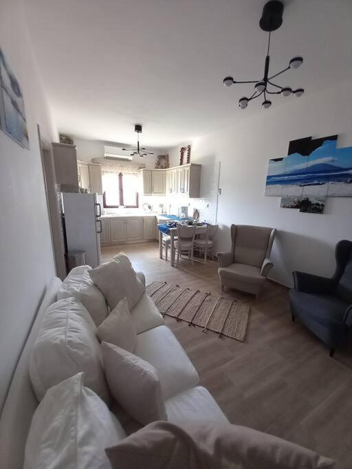 Annissa Appartment Karpathos Exterior foto